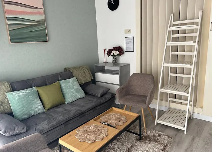 3 Apartment